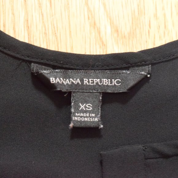 Banana Republic Pleated Popover Blouse in Women’s XS - Picture 7 of 12